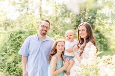 Family dressed in light blues and whites standing by sunlight trees during. family session with Danielle Lauren Photography in New Paltz, NY Yan Palmer Photography Families, Summer Family Photos, Summer Family, Family Portraits