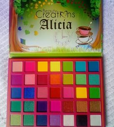 Palette Makeup, Makeup Stuff, Beauty Creations, Fancy Makeup, Chic Nails, Makeup Palette, Cosmetology, Makeup Products, Maquillaje De Ojos