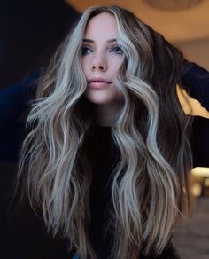 40 Best Money Piece Hair Trend Ideas for 2022 - Hair Adviser Money Piece Hair, New Hair Color Trends, Trend Ideas, Hair Adviser, Money Piece, Long Brown Hair, Hair Trend, Hair Makeover