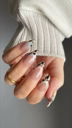 Get inspired with 20+ Must-See Thanksgiving Nails you have to copy this year! From cute Thanksgiving nail designs to festive pumpkin nails, these looks will complete your holiday style. Try fall Thanksgiving nails, stylish short press-on nails, or unique Halloween press-on nails. Don’t forget to explore creative Thanksgiving nail ideas, trendy nail forms, and nagel tips for the perfect holiday manicure! Press-on nails short are easy to apply and super chic. Chestnut Nails, Cocktail Nails, Nail Autumn, Pumpkin Spice Nails, Fall Thanksgiving Nails, Holiday Manicure