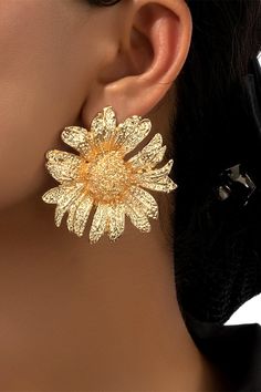 Color may vary due to lighting on images. Item runs true to the size chart. Please refer to our size chart for the best fit. Vintage Sunflower, Drop Earrings Gold, Gold Drop Earrings, Metal Buttons, Earrings Gold, Sunflower, Types Of Sleeves, Size Chart, Drop Earrings