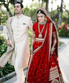 Red Bridal Lehenga Indian, Bridal Lehngas Indian, Red Lehenga Bridal, Sabyasachi Lehenga Bridal, Latest Bridal Lehenga