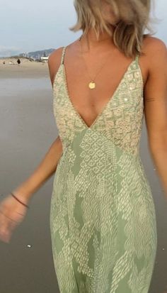 Euro Summer Outfit 2023, European Dresses Summer, Maxi Sun Dress, Spring Break Outfits 2024, European Prom Dress, European Summer Style 2023, European Summer Shoes, Lyssielooloo Outfits, Euro Summer Dress