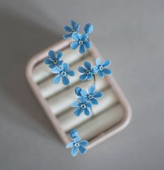 Artificial Forget-me-not flowers hair pins This natural look set for a wedding hairstyle consists of 5 pcs artificial Forget-me-not flowers hair pins sky-blue color.These forget-me-nots look and feel realistic. Each flower and detail is handcrafted. Buy now Beautiful set for hairstyle These flowers will look great in any hairstyle. The long pins make them secure in your hair.Not just for weddings, can use them later for any special occasion or party! Wonderful as bridesmaid gifts. Buy now Wedding Miscellaneous, Flower Hairpiece, Bridesmaid Headpiece, 21 Diner, Blue Bell Flowers, Bridal Hair Headpiece, Beautiful Wedding Flowers, Wedding Blue, Rustic Bridal