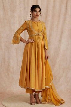 #fashion #cordset #summer #fashionblogger #nicelook #trouser #jeans #indianwear #cordset 
#cordsets #cordsetsforwomen #cordsetstyle#indowestern #onlineshopping#worldwideshipping #officewear #regularwear #top #plazzo Silk Anarkali Suits Designer, Dress Cupboard, Dina Goldstein, Buy Salwar Kameez Online, Floral Anarkali, Traditional Ideas, Silk Anarkali Suits, Haldi Outfit