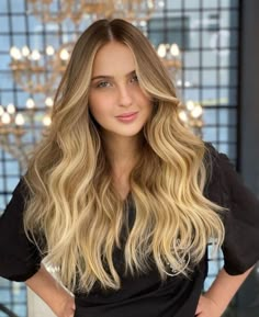 Healthy Blonde Hair, Blonde Hair Goals, Brown Hair With Blonde Highlights, Blonde Hair Shades, Voluminous Hair, Haircuts For Medium Hair, Brunette To Blonde, Hair Inspo Color