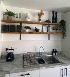 the kitchen counter is clean and ready for us to use