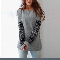 This Sweatshirt Is Asian Sizing So Extra-Large Is Really Large And A Large Is A Medium. Grey W Black Design. Exactly As Pictured. Gray Relaxed Fit Tops For Winter, Gray Oversized T-shirt For Winter, Oversized Gray Winter T-shirt, Umgestaltete Shirts, Thick Hoodies, Pullover Outfit, Casual Long Sleeve Shirts, Women Sweater, Knitting Women Sweater