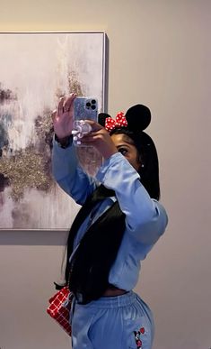 Disney Outfits Women, Theme Park Outfits, Disney World Outfits, Senior Trip, Disney Aesthetic, Pretty Selfies, Disney Outfits, Lookbook Outfits, Disney Trips