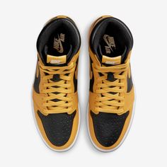 Brand: Air Jordan Model: Air Jordan 1 Retro High OG Nickname: 'Pollen'Colorway: Pollen / White - BlackSKU: 555088-701Release Date: 08/14/2021 Lanvin Sneakers, Jordan Model, Balenciaga Sneakers, Wu Tang Clan, Limited Edition Sneakers, Air Jordan Sneakers, Retro 1, Air Jordan 1 Retro High Og, Nike Dunk High