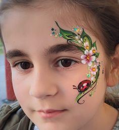 Ladybug Face Paint, Dinosaur Face Painting, Face Painting Tips, Butterfly Face Paint, Girl Face Painting