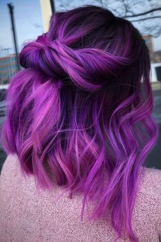 Hypnotic Purple And Black Hair Shades ★ Rooted Balayage, Hair Color Plum, Purple Ombre Hair, Blue Ombre Hair, Plum Hair, Short Ombre Hair, Vivid Hair Color, Violet Hair, Hair Color Shades