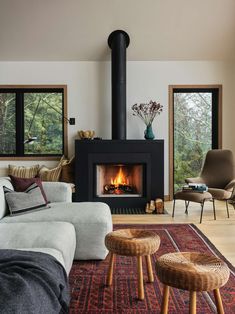 A Mother-and-Child Set of Cabins Form a Single Catskills Ski Retreat - Dwell Skiing Places, Elizabeth Roberts, Alpine House, Wood Truss, Light Hardwood, Light Hardwood Floors, Ski House, Modern Mountain, Decoration Inspiration