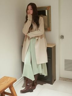 Composition : Shell wool 67 polyester 13 soft wool 8 cashmere 8 camel 3 nylon 1 lining polyester 100Country of Origin : CHINA Soft Wool, Jumpsuit Dress, Camel, Slip Dress, Cashmere, Dress Outfits, Composition, Jackets & Coats, China