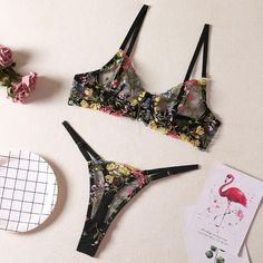 Pyjama Satin, Floral Lingerie, Lace Bra Set, Beautiful Bra, Lace Set, Bra And Panty Sets, Lingerie Fashion, Bra Styles, Bra Set