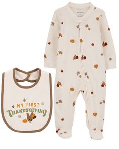 Here's an easy look to keep baby girl cute and adorable for a long Turkey Day with the family. This 1-piece sleep and plays features a two way zipper for easy and quick changes! Baby Thanksgiving, Thanksgiving Baby, Turkey Day, Family Thanksgiving, Bib Set, Baby Wedding, Holiday Fashion, The Family, Baby Clothes