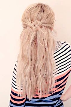 Cute Back-to-School Hairstyles for a Cute Youthful Look #hairstyles #haircuts Hair Knot Tutorial, Celtic Knot Hair, Grad Hair, Knot Hair, Fishtail Braid, Skirt Maxi, Good Hair Day, Hair Envy, Love Hair