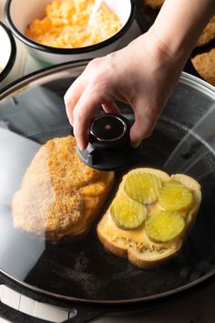 Southern Pimento Grilled Cheese Recipe with Fried Green Tomatoes. The Best Grilled Cheese Sandwiches you've ever tasted! #ASpicyPerspective #grilled #cheese #sandwich #pimento #green #tomatoes #fried Becoming A Chef, Decadent Food, Food Innovation