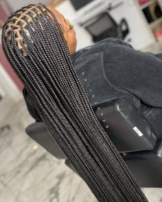 SHYA MICHELLE👑 on Instagram: "Small knotless 💗" Full Small Knotless Box Braids, Small Buttlength Knotless Braids, Long Xsmall Knotless, Full Knotless Box Braids, Medium Small Knotless Braids, Mini Knotless Braids, Extra Small Knotless Box Braids, Smeduiem Knotless, Extra Small Knotless Braids