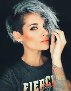 35 Tempting Edgy Short Haircuts for Women [2024] Undercut Hairstyles Women, Short Undercut, Cool Short Hairstyles, Haircut Styles, Pixie Hair, Penteado Cabelo Curto, Undercut Hairstyles, Short Haircut