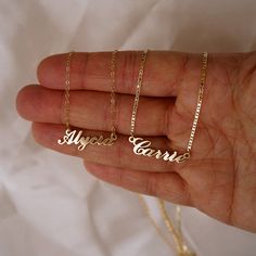 Carrie Necklace, City Party, Name Pendant, Anchor Chain, Freshwater Pearls Earrings, Chain Extenders, Carrie Bradshaw, Yellow Gold Chain, Small Pendant