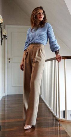 Wardrobe Minimalist, Midsize Outfits, Woman Outfit, Midsize Fashion, Spring Capsule, Amal Clooney, Spring Forward, Business Casual Outfits For Work