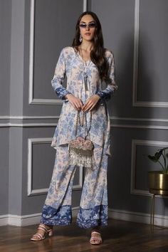 Shop for Sakshi Girri Blue Crepe Floral Print Tunic And Pant Set for Women Online at Aza Fashions V Neck Tunic, Bell Pants, Floral Print Tunic, Indian Fashion Designers, Pernia Pop Up Shop, Print Tunic, Pant Set, Set For Women, Floral Printed