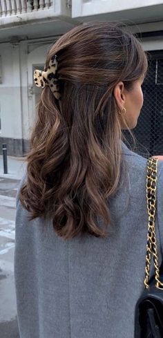 Brown Hair Looks, Hair Upstyles, Brown Hair Balayage, Short Hairstyle, Hair Inspiration Color, Hair Inspo Color