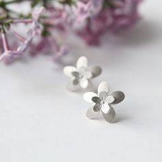 EAR Large Sakura 3D Post Earring Modern Everyday Jewelry For Spring, Minimalist Flower Earrings, Minimalist Flower Earrings For Wedding, Minimalist Hypoallergenic Flower Earrings, Modern Spring Earrings For Gift, Minimalist Nickel Free Flower Earrings For Everyday Wear, Handmade Minimalist Flower Earrings For Everyday, Minimalist Sterling Silver Flower Earrings For Everyday, Handmade Minimalist Flower Earrings For Everyday Wear