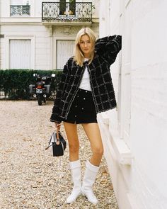 Chanel Inspired Outfit, Chanel Runway, Chanel Outfit, Chanel Dress, Illustration Fashion, Looks Black, Dinner Outfits, Chanel Fashion