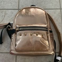 Nwt Brand New Never Worn Dream Control Mini Backpack. Dream Control, Mini Backpack, Gold Black, Bag Lady, Backpacks, Brand New, Women Shopping, Gold, Black