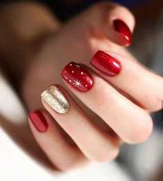 Red Nail Art Designs, Christmas Mail, Red Nail Art, Red Acrylic Nails, Green Prom, Christmas Gel Nails, Nails 2022, Christmas Nails Acrylic, Xmas Nails