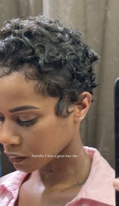 Natural Hair Twa, Short Natural Curly Hair, Hair Facts, Short Hair Images, Natural Hair Short Cuts, Short Haircut Styles, Short Hair Pixie Cuts, Barbie Hair