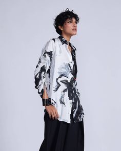 A oversize shirt with a double patch pocket with contrast thread-work at the pocket and ruching at the sleeves. Oversized Summer Shirt With Cuffed Sleeves, Oversized Spring Shirt With Cuffed Sleeves, Casual Long Sleeve Tops With Set-in Sleeves, Summer Long Sleeve Shirt With Cuffed Sleeves, Casual Long Sleeve Blouse With Set-in Sleeves, Oversized Long Sleeve Shirt With Rolled Sleeves, Oversized Summer Shirt With Roll-up Sleeves, Oversized Shirt With Roll-up Sleeves For Summer, Casual Spring Tops With Set-in Sleeves