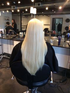 Pinterest: Cheerforeverrrr☽ ☼☾Instagram: __rachelwolfe_ Solid Platinum Blonde Hair, Long Ice Blonde Hair, Platinum Ice Blonde Hair, Solid Blonde Hair, Solid Blonde, White Long Hair