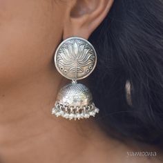 Niovi Mehr Silver Jhumkas Silver Jhumka Earrings, Silver Jhumkas, India Inspired, Tarnished Silver, Jhumka Earrings, Antique Design, Green Tourmaline, Intricate Patterns, Classic Elegance