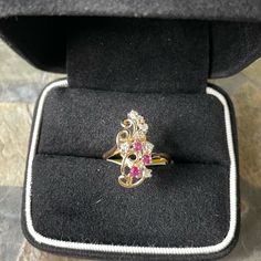 * Diamond 0.20ct. * Ruby 0.10ct. * 18k Gold Ring * Stamped 18k Gold * It’s 4.2g In Weight * It’s Size 8 * Black Box Included * Please Check All Pictures For Details Silver Leaf Ring, Diamond Ring Princess Cut, Opal Band, Silver Diamond Ring, 18k Gold Ring, Ring Color, Lovely Ring, 14k Gold Ring, Black Box