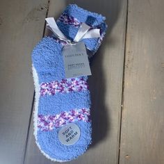 Ellen Tracy Cozy Socks Woman's Sock Size 9-11 - Package Of 3 Pairs Polyester/Spandex These Are New With Tag But Back Of Tag Has Wear Please See Photos For Details Cozy Warm Blue Socks, Soft Comfortable Blue Socks, Soft Blue Comfortable Socks, Comfortable Soft Blue Socks, Casual Warm Blue Socks, Warm Blue Socks For Stocking Stuffers, Blue Comfortable Cozy Socks, Blue Cozy Comfortable Socks, Comfortable Blue Socks For Winter