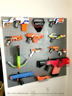 Nerf Wall, Nerf Storage, Boys Bedroom Storage, Remodel Garage, Army Bedroom, Spa Bedroom, Bedroom Storage Ideas, Kids Bedroom Storage, Diy Toy Storage