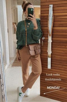 Confortable Outfit Work, Layering In Summer Outfits, Uk Womens Fashion, Chic Attitude, Mode Tips, Luxury Photography, Elegante Casual, Classy Fashion, Trendy Fall Outfits