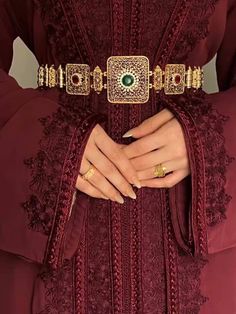 Moroccan Wedding Dress, Victorian Dress Gown, Moroccan Dresses, Estilo Hijab, Kaftan Designs