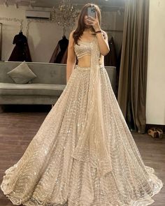 Lehenga Choli Designs, Indian Bridesmaid Dresses, Bridesmaid Lehenga, Simple Lehenga, Sabyasachi Lehenga, Lehenga Choli Wedding, Indian Outfits Lehenga, Wedding Lehenga Designs, Lehenga Designs Simple