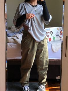 Simple Outfits Grunge, Big Shirt Big Pants Outfit, Chubby Girl Outfits, Tomboy Outfit Ideas, Baggy Outfit Ideas, Big Pants, Outfit Oversize, Future Clothes, Baggy Clothes