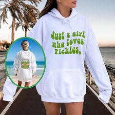 "Vintage Canned Pickles Sweatshirt, Pickle shirt, Pickle Crewneck Sweatshirt, Pickle Lovers Hoodie, Pickle Crewneck Sweatshirt Trendy Shirts: https://etsy.me/3MywvSr College Hoodie: https://etsy.me/3yYlNg9GgbDf8 College Sweatshirt: https://etsy.me/3iSkkmg OUR SIZING IS ADULT UNISEX. This means it will be larger than normal women's sizing. Please see photos for size charts 🌻 Please read the full description: This hoodie/sweatshirt sizing is NOT oversized. You need to order at least 1-2 sizes lar Green Casual Pre-shrunk Hoodie, Casual Green Pre-shrunk Hoodie, Fun Hooded Tops With Letter Print, Fun Cotton Crew Neck Hoodie, Fun White Cotton Hoodie, Fun Spring Hoodie Top, Spring Fun Hoodie Top, Birthday Party Preppy, Bestie Hoodies