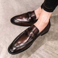 Category:Loafers  Slip-Ons; Upper Materials:Faux Leather; Season:Fall,Spring; Gender:Men's; Toe Shape:Square Toe; Style:British,Business,Casual; Outsole Materials:Rubber; Occasion:Outdoor,Daily; Closure Type:Loafer; Function:Breathable; Pattern:Solid Colored; Listing Date:04/10/2023; 2024 Trends:Leather Loafers; Foot Length:; SizeChart1_ID:2:175103; Size chart date source:Provided by Supplier.; US Size:; UK Size:14.5; EU Size:50 Brown Pointed Toe Moccasins For Business Casual, Slip-on Faux Leather Shoes For Fall, Brown Faux Leather Oxfords For Formal Occasions, Formal Brown Faux Leather Oxfords, Brown Faux Leather Oxfords For Business, Brown Faux Leather Business Oxfords, Round Toe Moccasins For Business In Fall, Business Moccasins With Round Toe For Fall, Formal Faux Leather Oxfords With Flat Heel