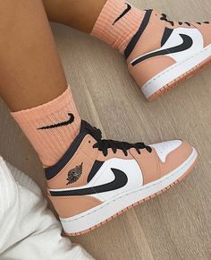 Wallpaper Nike, Nike Fashion Shoes