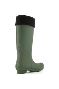 Stay warm and dry whatever the weather in our classic wellington Boots. Made from hard waring waterproof rubber let them take you from the city into the great outdoors. Complete with a removable sock for extra warmth and featuring our brand logo on the front. Wellington Boot, Oasis Fashion, Wellington Boots, Dune London, Ladies Of London, Great Outdoors, Fashion Face, Boot Shoes Women, Wellington