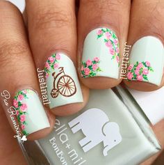 It's summer, and you need Fabulous Gorgeous Nails. Well, you need them all the time, but especially in the summer! And we have them, complete with tutorials! Dyi Art, Unghie Nail Art, Vintage Nails, Floral Nail Designs, Floral Nail, Awesome Nails, Nail Art Designs Summer, Floral Nail Art, Best Nail Art Designs