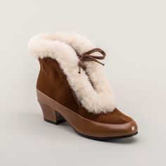 PRE-ORDER Alpen Women's Retro Winter Booties (Brown/Ivory) – American Duchess 50s Winter Shoes, Winter Vintage Outfits, Xmas Color, American Duchess, How To Clean Suede, Retro Fashion Women, Fabric Shoes, Plus Size Vintage, Beautiful Boots