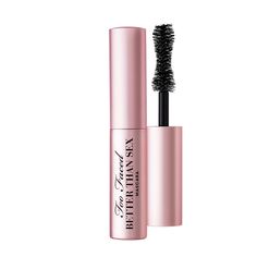 Zombie Make Up, Mascara Too Faced, Diy Mascara, Smink Inspiration, Beauty Make-up, Mascara Tips, Lengthening Mascara, Best Mascara, Black Mascara